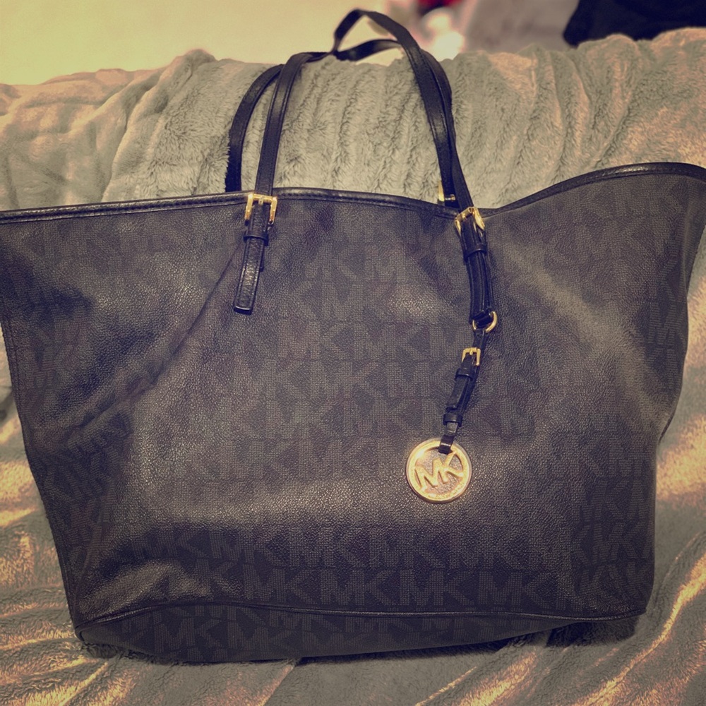 Michael Kors tote
